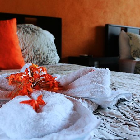 Hotel Las Flores Fortuna La Fortuna ภายนอก รูปภาพ