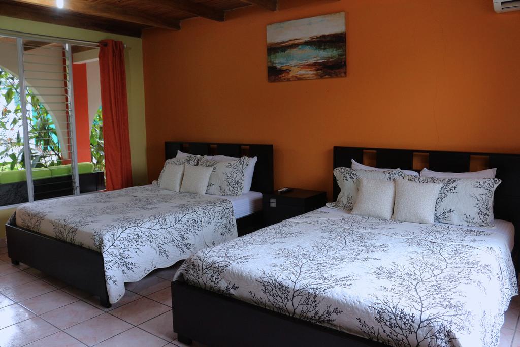Hotel Las Flores Fortuna La Fortuna ภายนอก รูปภาพ