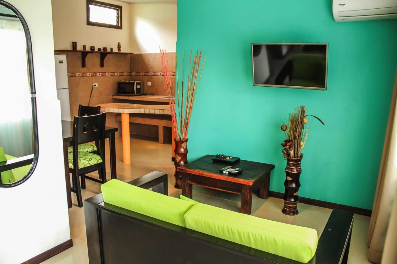Hotel Las Flores Fortuna La Fortuna ภายนอก รูปภาพ