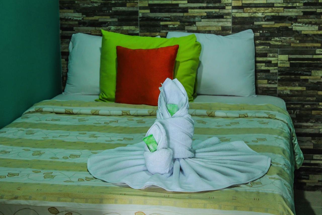 Hotel Las Flores Fortuna La Fortuna ภายนอก รูปภาพ