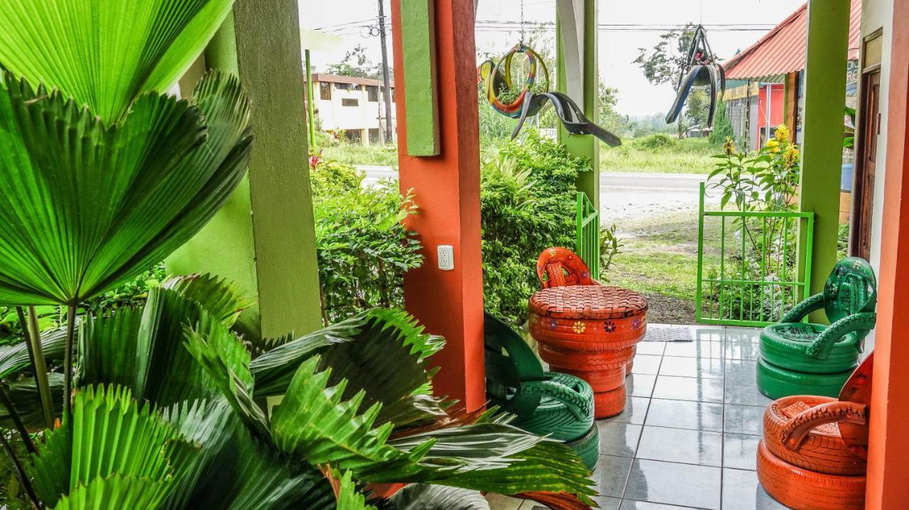Hotel Las Flores Fortuna La Fortuna ภายนอก รูปภาพ